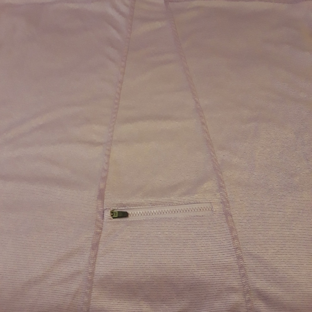 Fabletics - Picture 3 of 4